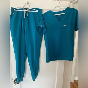 Figs teal scrubs set size medium